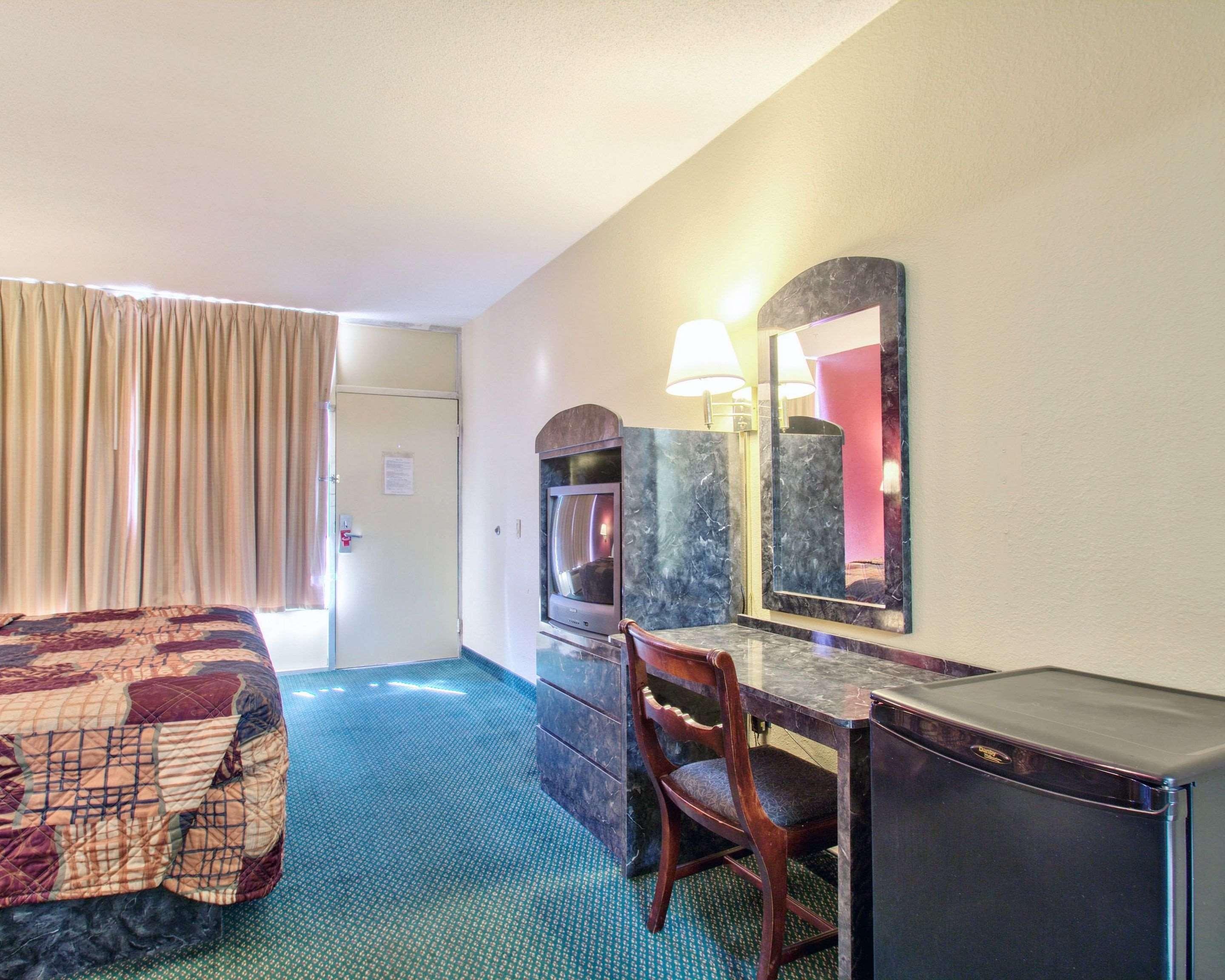 Econo Lodge Donalsonville Экстерьер фото
