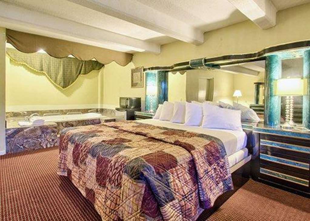 Econo Lodge Donalsonville Номер фото