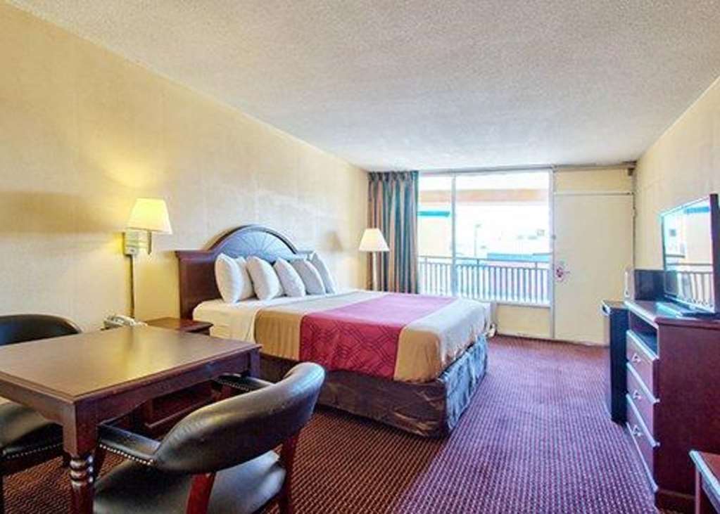 Econo Lodge Donalsonville Номер фото